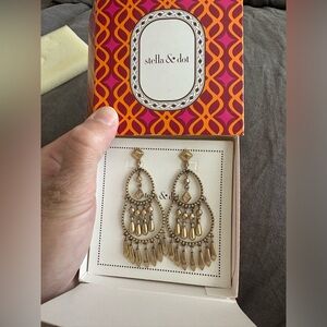Stella & Dot Gold Earrings